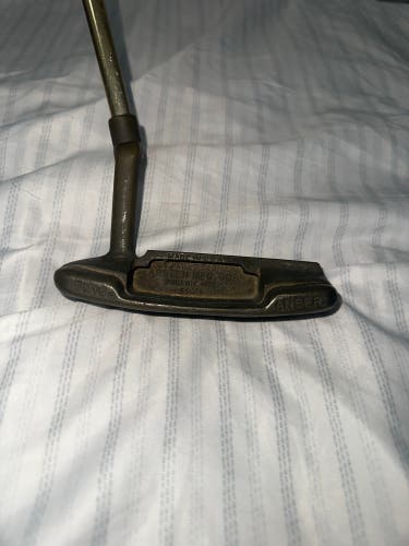 Gray Used  Blade Right Handed Uniflex 34.5" Anser Putter