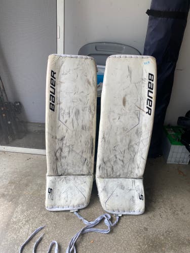 Hockey Goalie Used Senior Bauer 2sPro leg pads