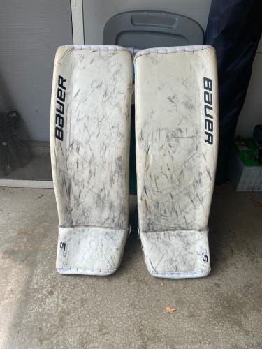 Hockey Goalie Used Senior Bauer 2sPro leg pads