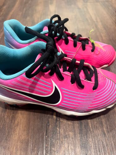 Youth Nike Softball cleats