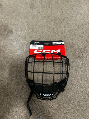 New Large CCM  FM580 Helmet