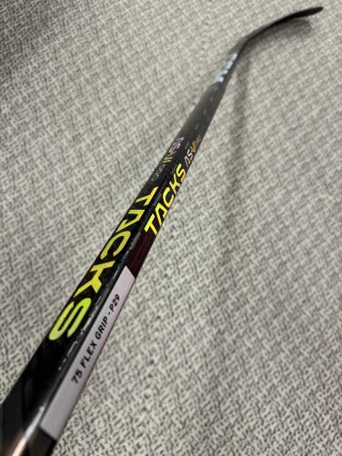 CCM Tacks AS-VI Pro 75 flex P29 curve left hand stick