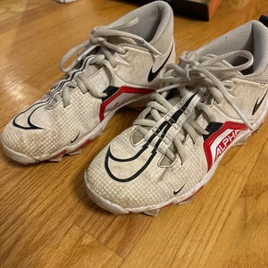 Nike Menace Cleats
