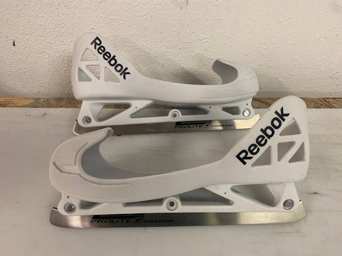 New Reebok Size 9 Goalie Cowlings and Prolite G Runner Set 723119