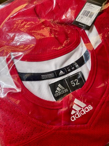 New Adidas Size 52 Red Practice Jersey