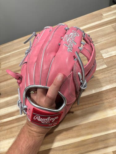 New 2023 Outfield 12.75" Heart of the Hide Baseball Glove