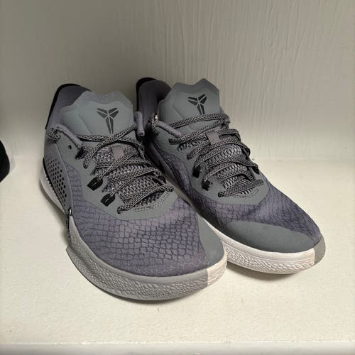 Size 6- Kobe Mamba Fury Cool Grey (No Box)