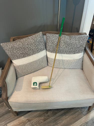Gold Lucky Golf Milled Blade Putter