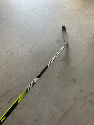 Used Senior Warrior Left Hand P28 Pro Stock Alpha LX2 Hockey Stick