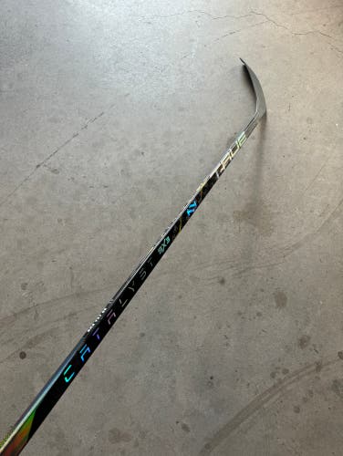 New Senior True Right Handed P14 Pro Stock catalyst 9x3 Hockey Stick