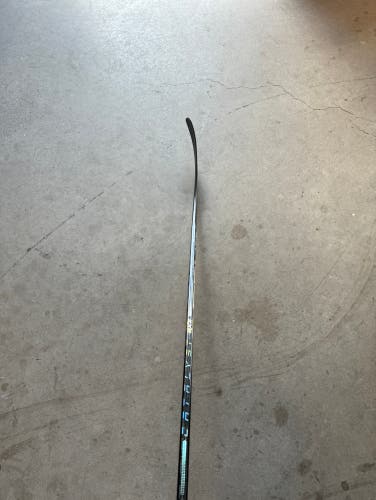 New Senior True Right Handed P14 Pro Stock catalyst 9x3 Hockey Stick