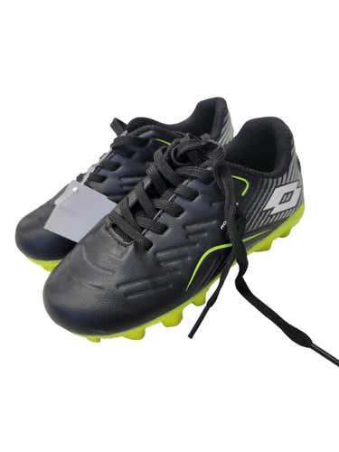 Used Umbro Youth 09.0 Cleat Soccer Outdoor Cleats