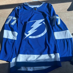 Signed Victor Hedman Tampa Bay Lightning New Size 52 Men's Adidas Jersey with CoA
