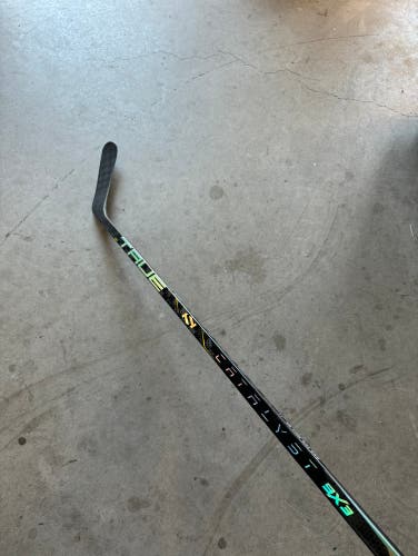 New Senior True Right Handed P29 Pro Stock catalyst 9x3 Hockey Stick