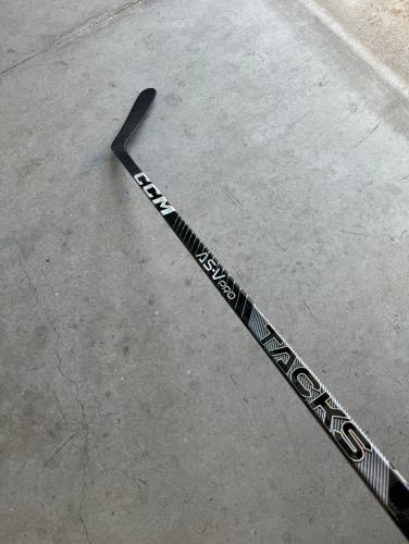 RARE BLACK CHROME NHL New Senior CCM Right Handed P92M Pro Stock Super Tacks AS-V Pro Hockey Stick