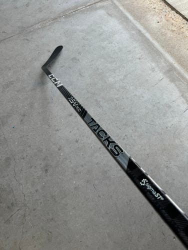 RARE BLACK CHROME NHL New Senior CCM Right Handed P92M Pro Stock Super Tacks AS-V Pro Hockey Stick