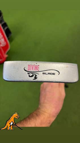 Odyssey Divine Blade Ladies Putter