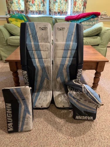 Used  Vaughn Pro Stock V9 Goalie Leg Pads