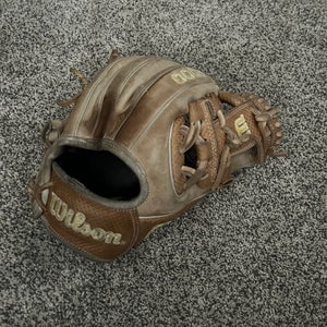 Used  Infield 11.5" A2000 Baseball Glove