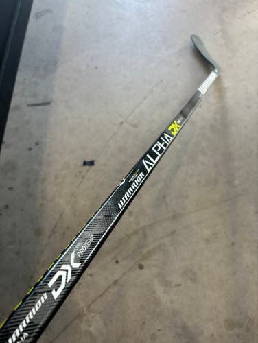 “ECHL” New Senior Warrior Left Hand P29 85 Flex Pro Stock Alpha DX Pro Team Hockey Stick