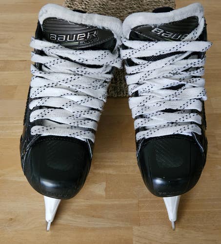 Used Junior Bauer Elite Hockey Goalie Skates Regular Width Size 2.5
