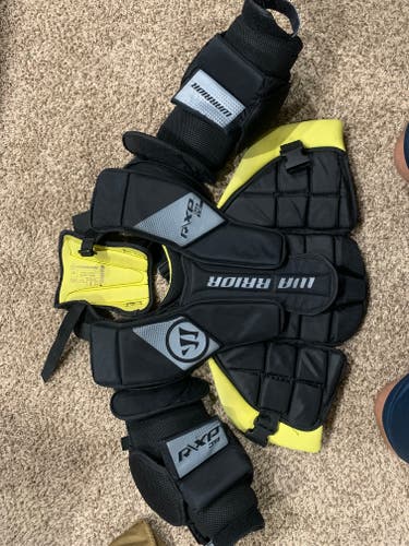 Used Large/Extra Large Warrior Ritual XP Goalie Chest Protector