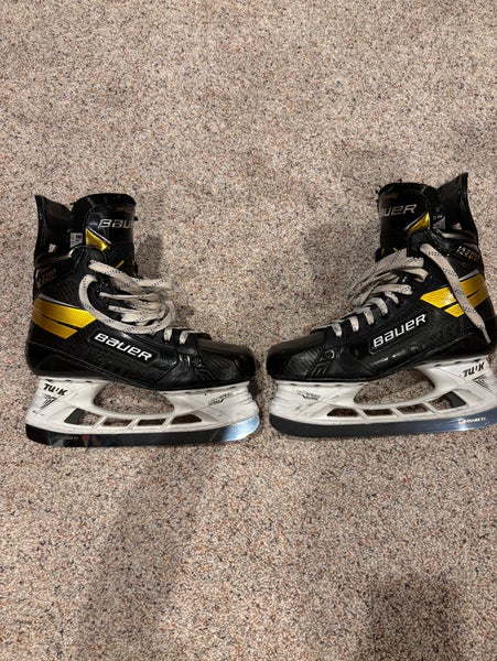 Used Bauer supreme ultrasonic skates