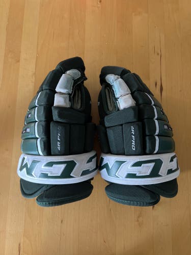 Used 14” CCM 4R Pro Gloves