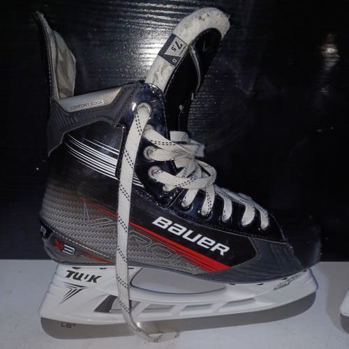 Used Senior Bauer Vapor X3 Hockey Skates Regular Width 7.5