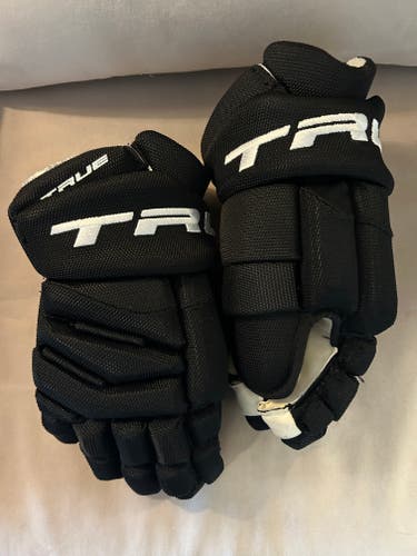 *LIKE NEW* True 9X Pro Gloves 13" Pro Stock