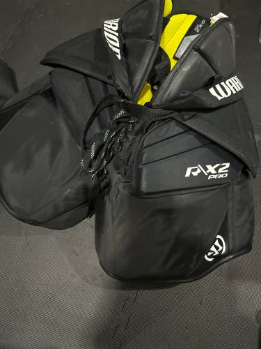 Black Used Senior Small Warrior Ritual X2 Pro Hockey Goalie Pants