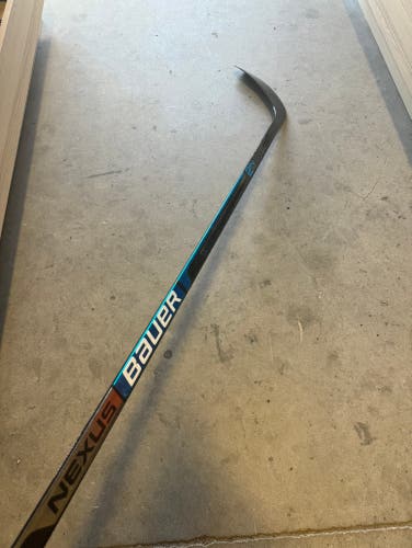 NHL New Senior Bauer Right Handed P92 Pro Stock Nexus 2N Pro Hockey Stick