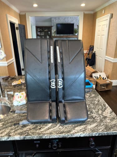 New 26" Warrior Ritual G6 E+ Goalie Leg Pads