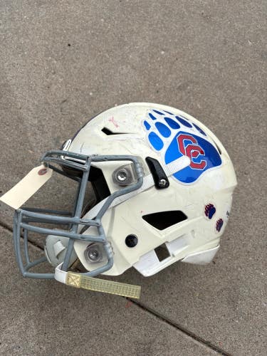 Used Youth Medium Riddell SpeedFlex Helmet