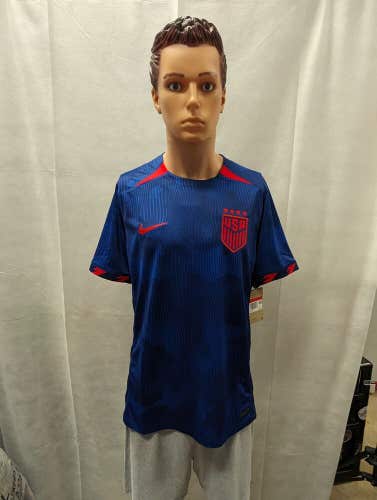 NWT USWNT 2023 Women's World Cup Nike Jersey Blue Mens L