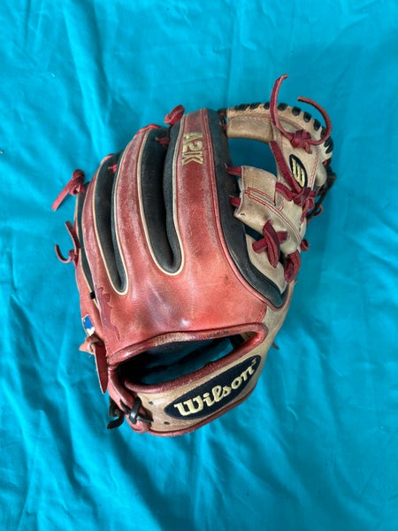 Brown Used Wilson A2K Right Hand Throw Infield Baseball Glove 11.5"