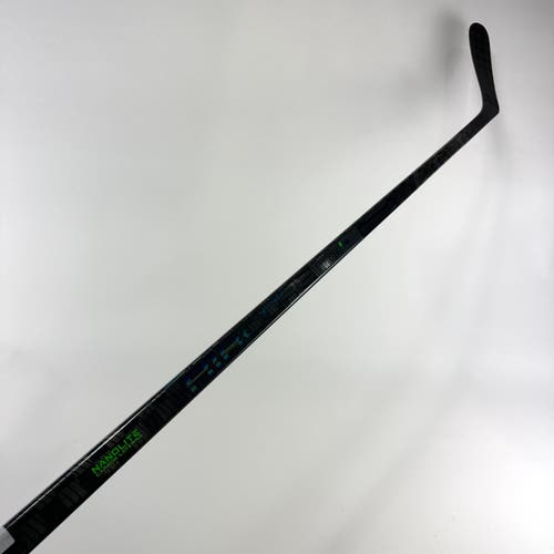 New Left CCM Ribcor Trigger 6 Pro | 85 Flex P90 Curve Grip | Johnsson | M540