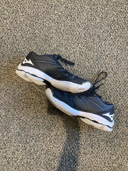 Mizuno Wave Lightning Z6 Shoes | Women's 7