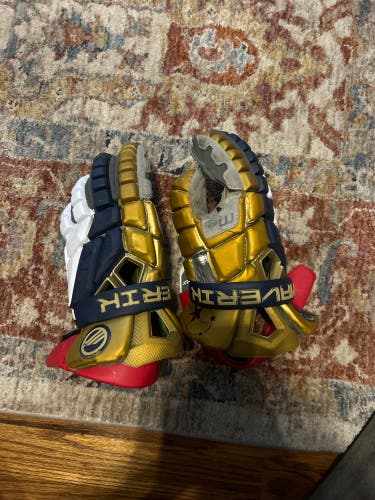Maverick Lacrosse Gloves