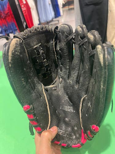 Black Used Kid Pitch (9YO-13YO) Mizuno Right Hand Throw Baseball Glove 11.5"