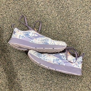 Brooks Revel 5 Delicate Dyes Limited Edition | Women's 7