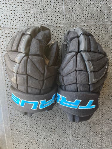 Used True XC9 Gloves Gloves 14"