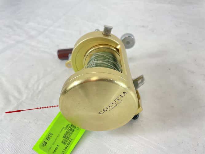 Used Calcutta 700s Fishing Reel - Very Good Condition