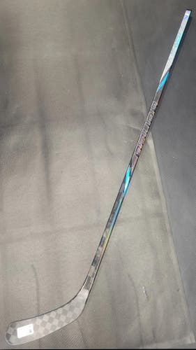 New Senior Bauer Nexus Tracer Right Handed Hockey Stick P90TM 87 flex