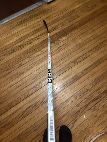 New Senior CCM Right Handed P90TM JetSpeed FT5 Pro Hockey Stick