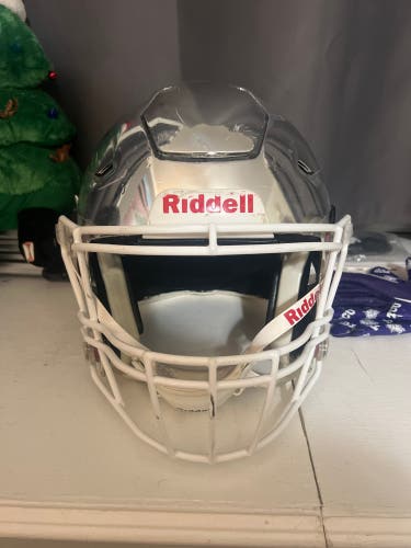Used Large Riddell Chrome Silver SpeedFlex Helmet