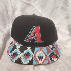 Arizona Diamondbacks Mens Gila River SGA Western Aztec Snapback Baseball Cap Hat