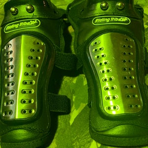 Used Riding Tribe Knee/Shing Guards
