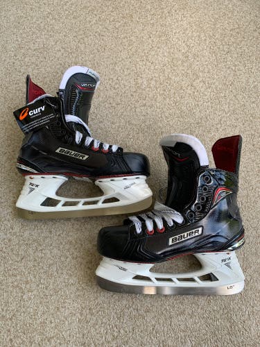 New Intermediate Bauer Vapor X Shift Pro Hockey Skates Extra Wide Width 6