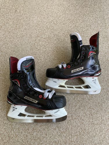 New Intermediate Bauer Vapor X Shift Pro Hockey Skates Regular Width Size 4